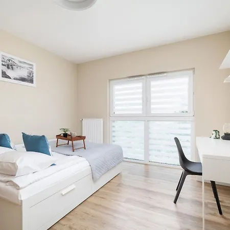 Tauron Arena Crakow With Parking By Renters Appartement Krakau